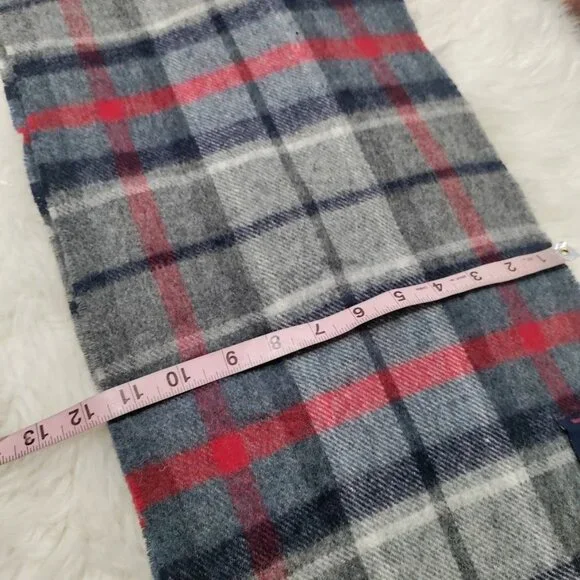 Moon by J.Crew 100% Pure Merino Wool Navy Plaid Scarf 11.5"x37" Woven In England - Picture 6 of 7